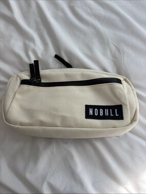 NOBULL Cream Men’s Fanny Pouch